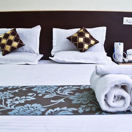 Hotel Ananta Inn Джайпур Екстер'єр фото
